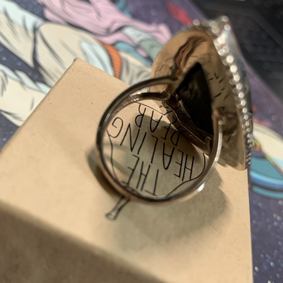 The Healing Pear Handcarved Obsidian Ring Arrowhead set in 925 silver size 8 - Picture 6 of 8